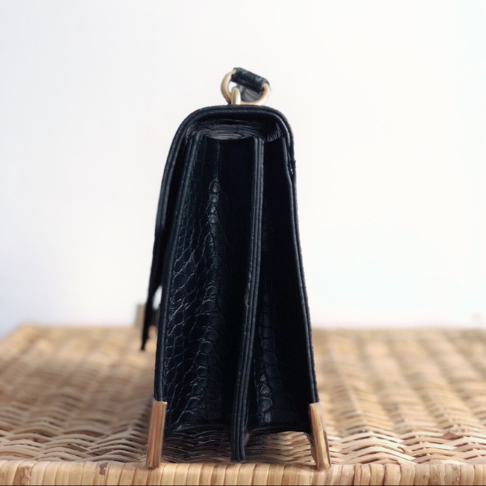 Last 1✨🆕Bey Black Mock Croc Top Handle Bag - Picture 2 of 8